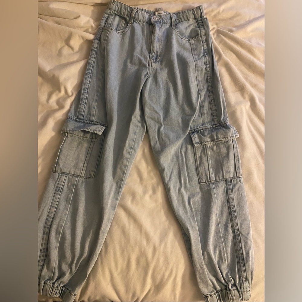Forever 21 Cargo pants